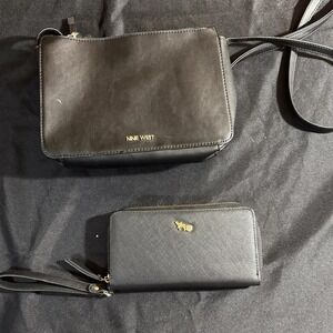 Nine West black crossbody bag with wristlet
